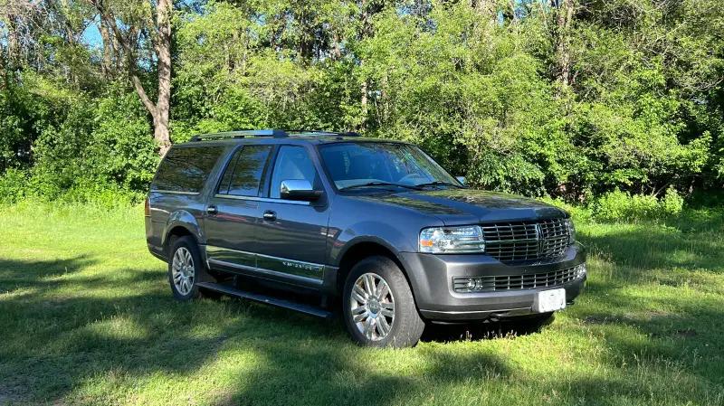 2013 Lincoln Navigator L