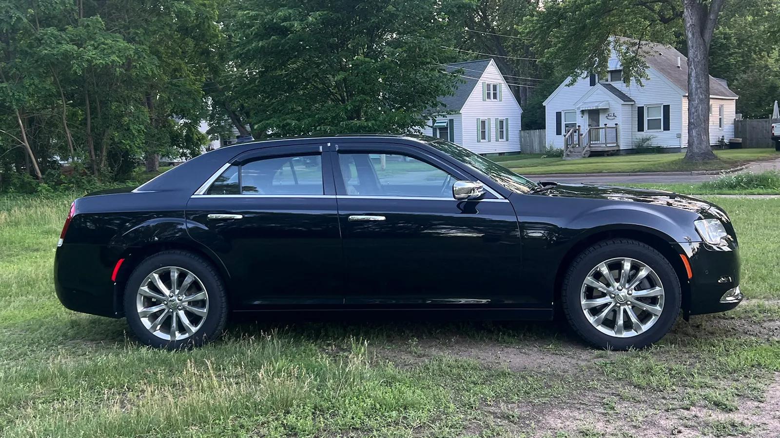2020 Chrysler 300 LIMITED