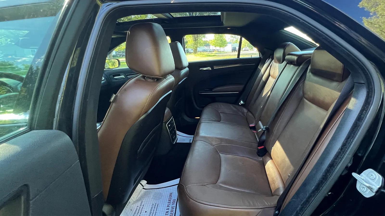 2020 Chrysler 300 LIMITED