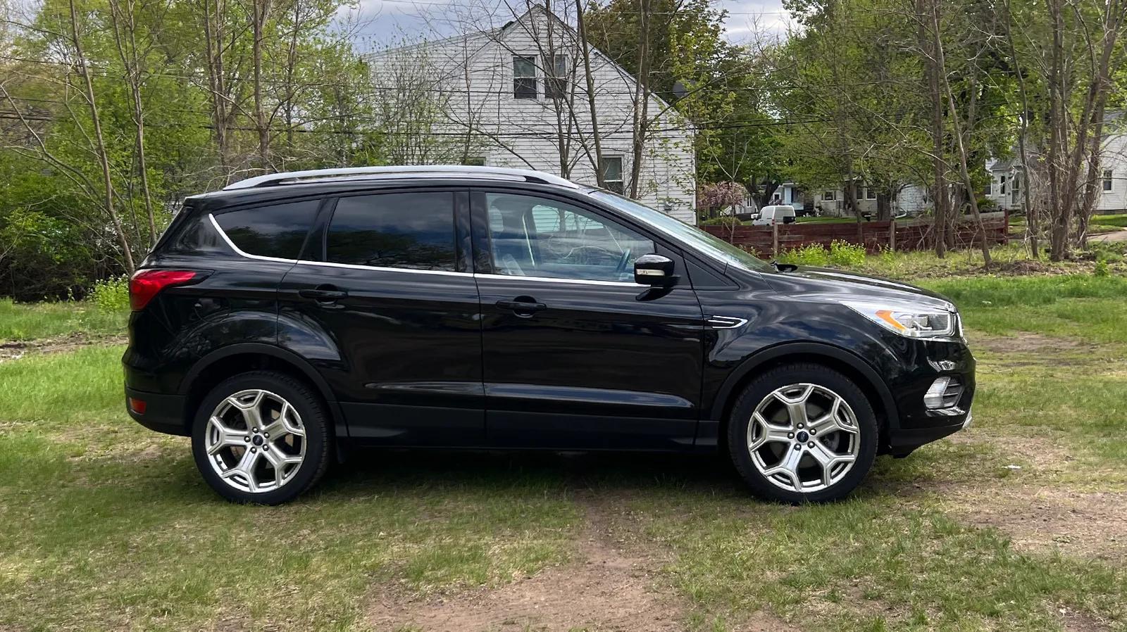 2019 Ford Escape TITANIUM