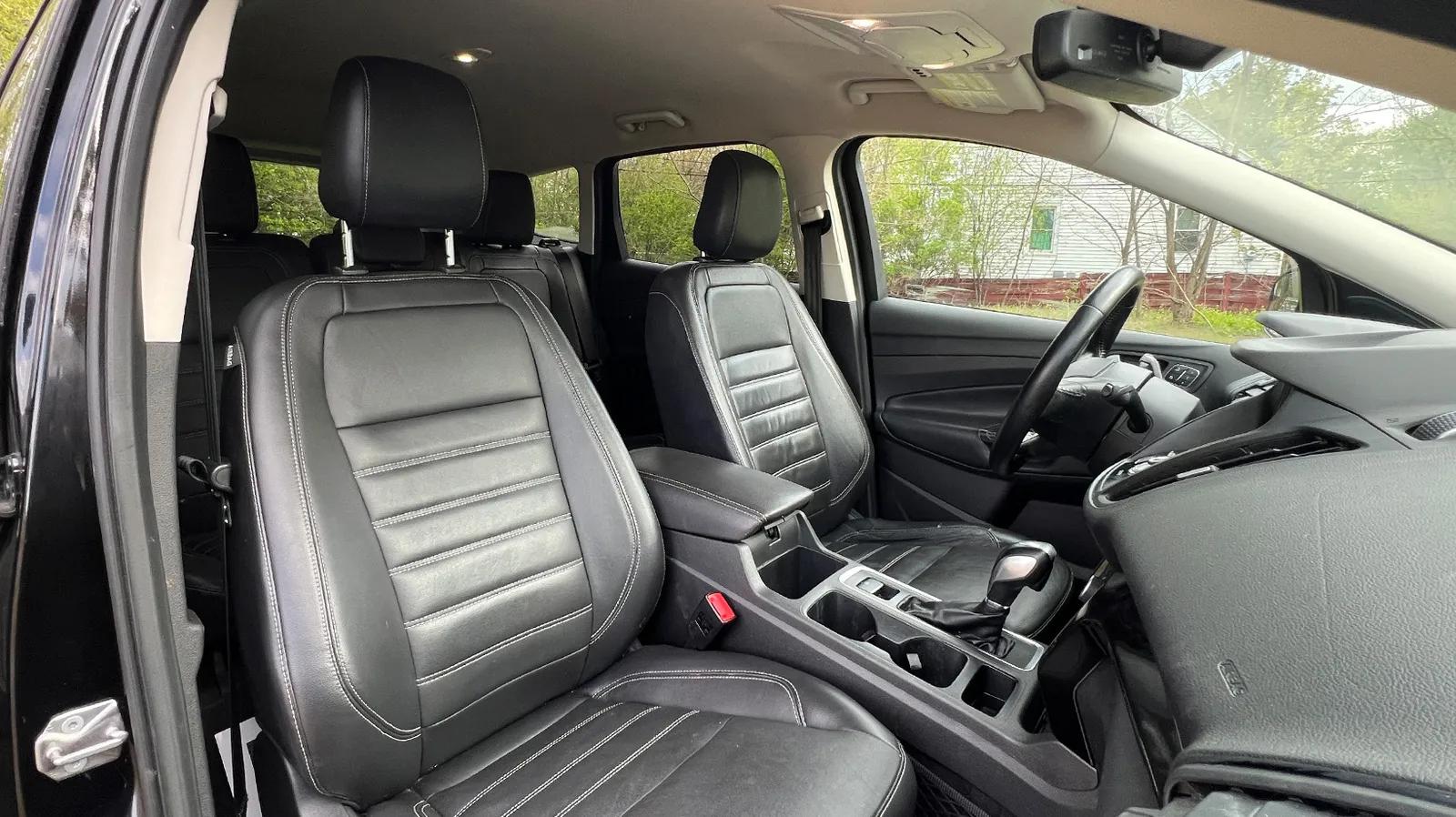 2019 Ford Escape TITANIUM