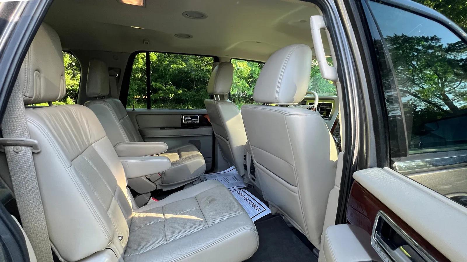 2013 Lincoln Navigator L