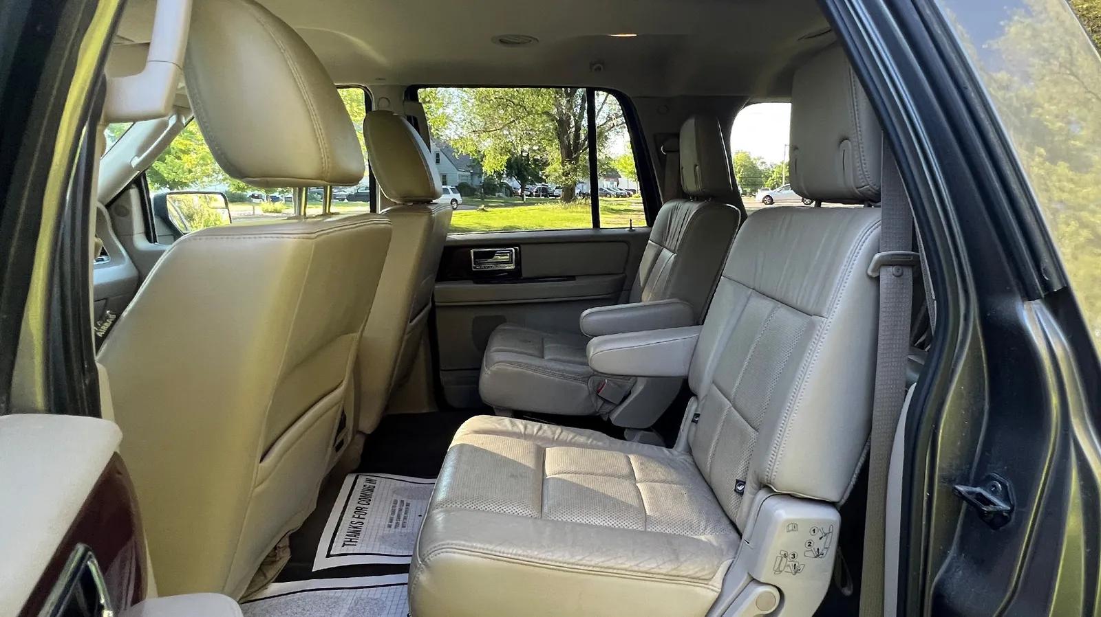 2013 Lincoln Navigator L