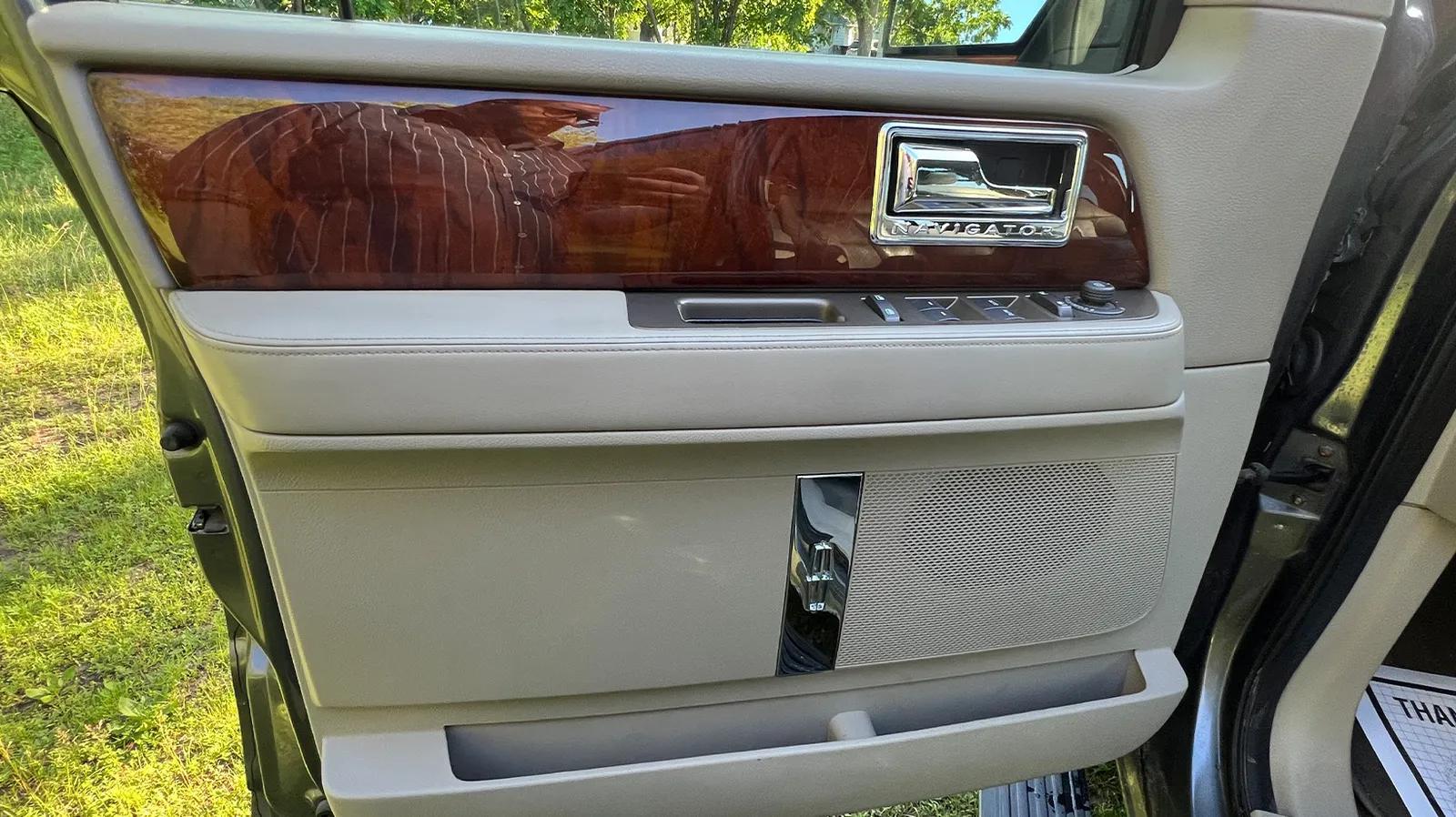 2013 Lincoln Navigator L