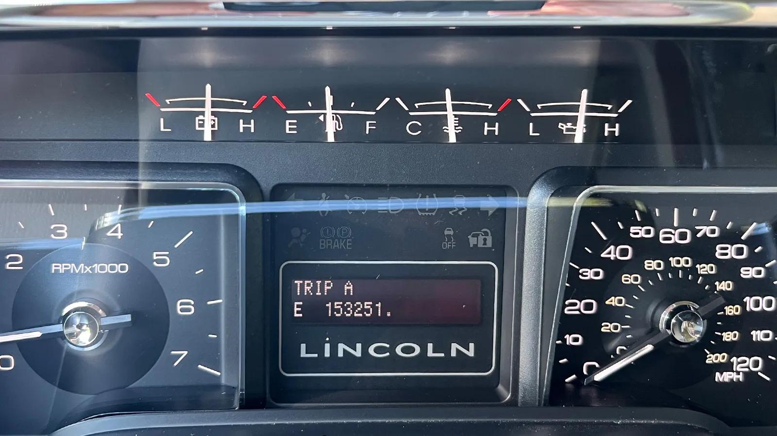 2013 Lincoln Navigator L