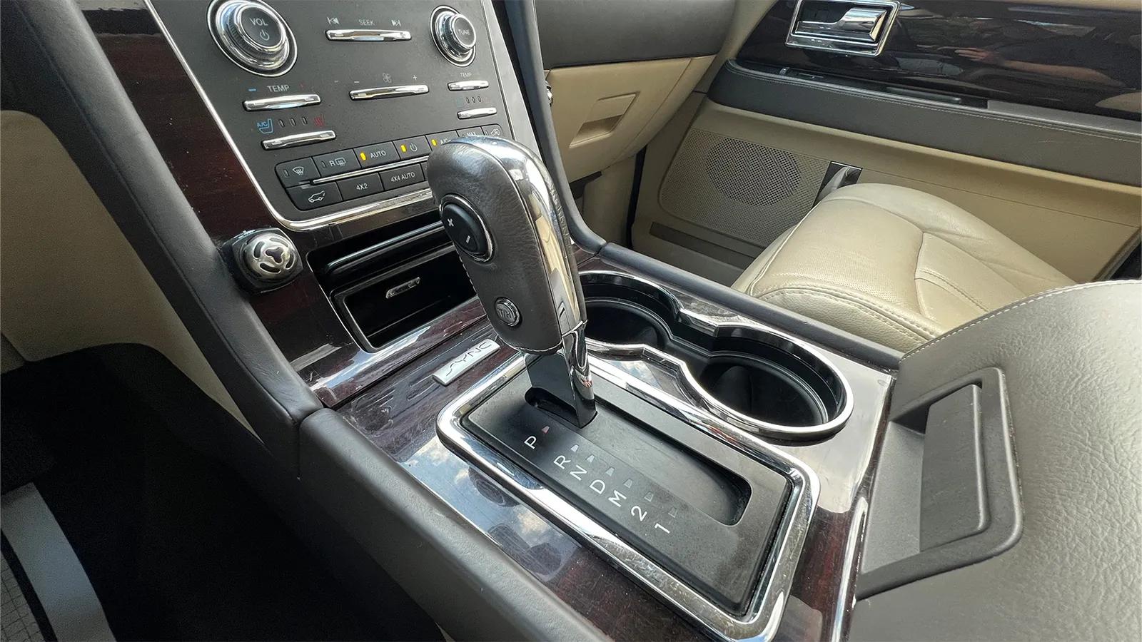 2015 Lincoln Navigator L